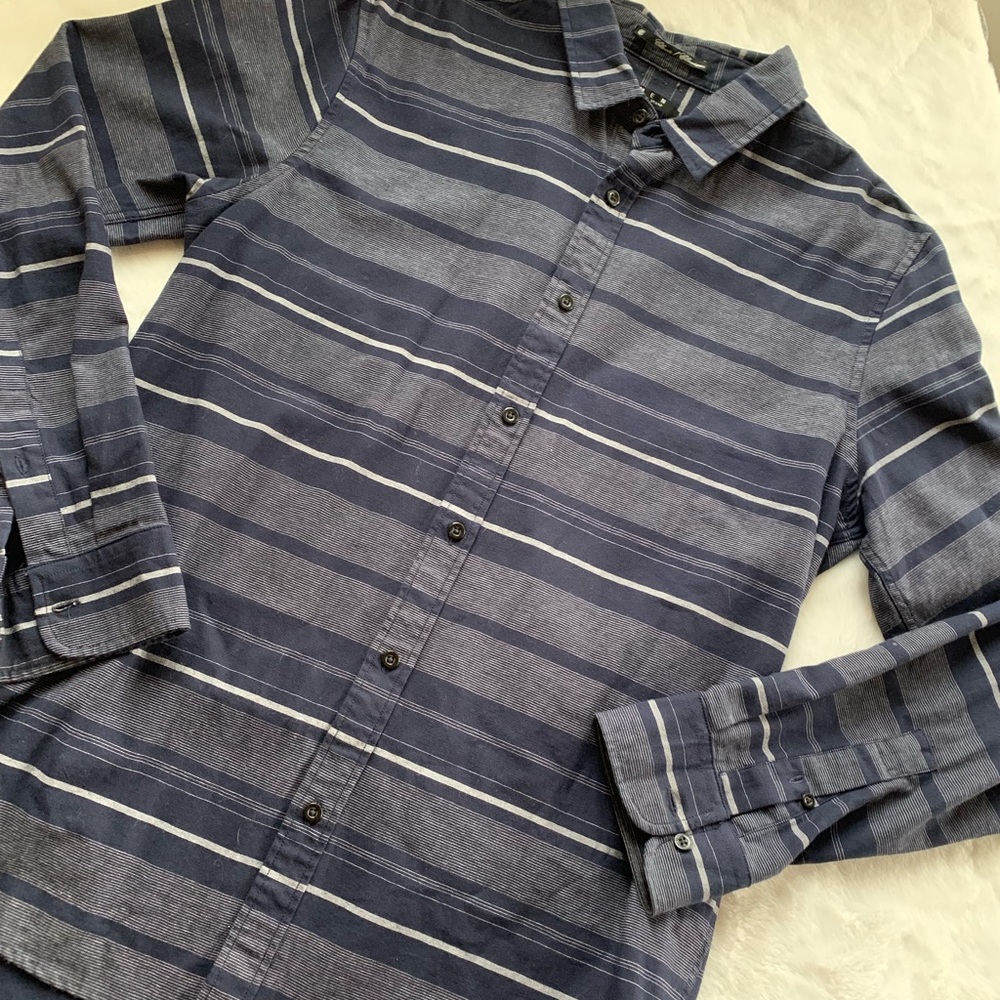 Striped Men’s button down - Picture 2 of 5